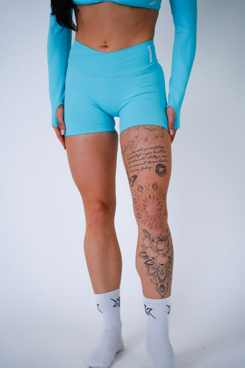 Cross Waist Shorts 4.5" in Mint Blue, sportshort dames, productfoto 2