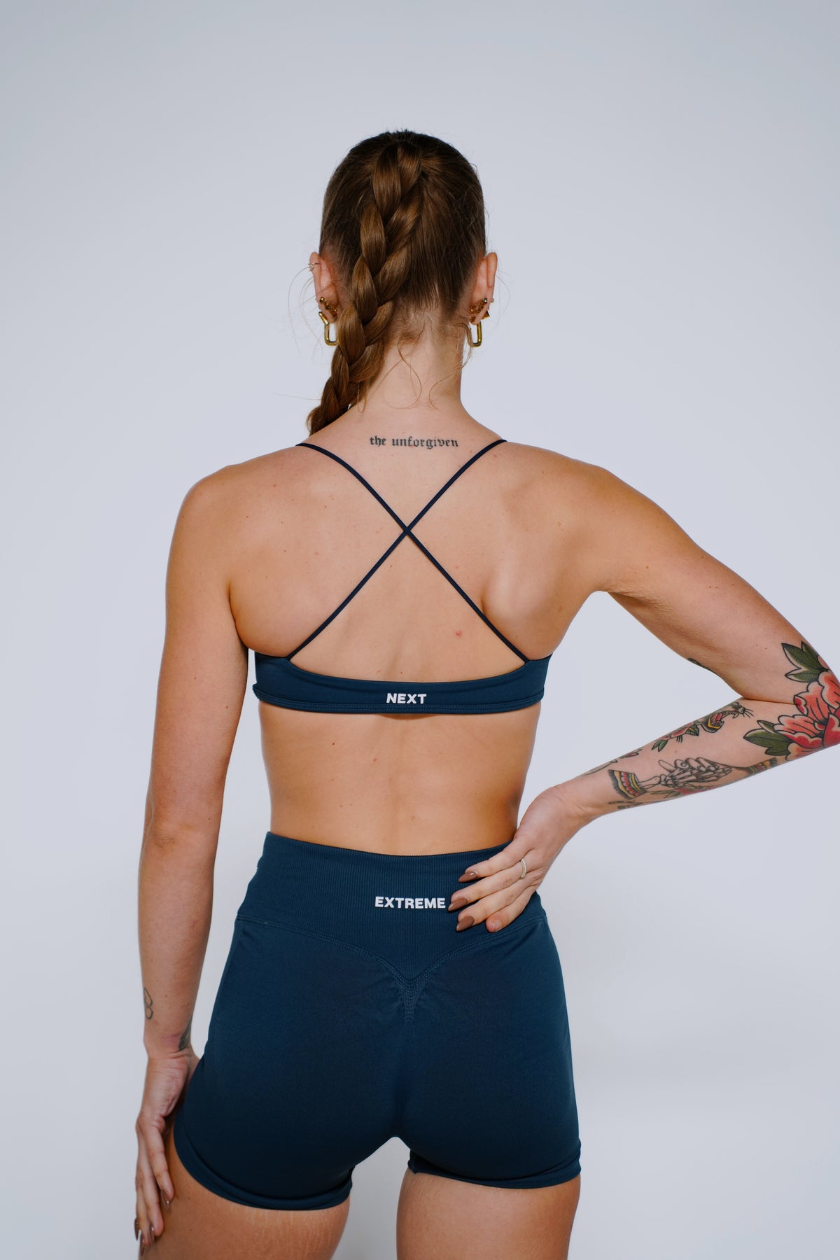 Crossback Bra in Abyss Blue, sport-bh dames, productfoto 2