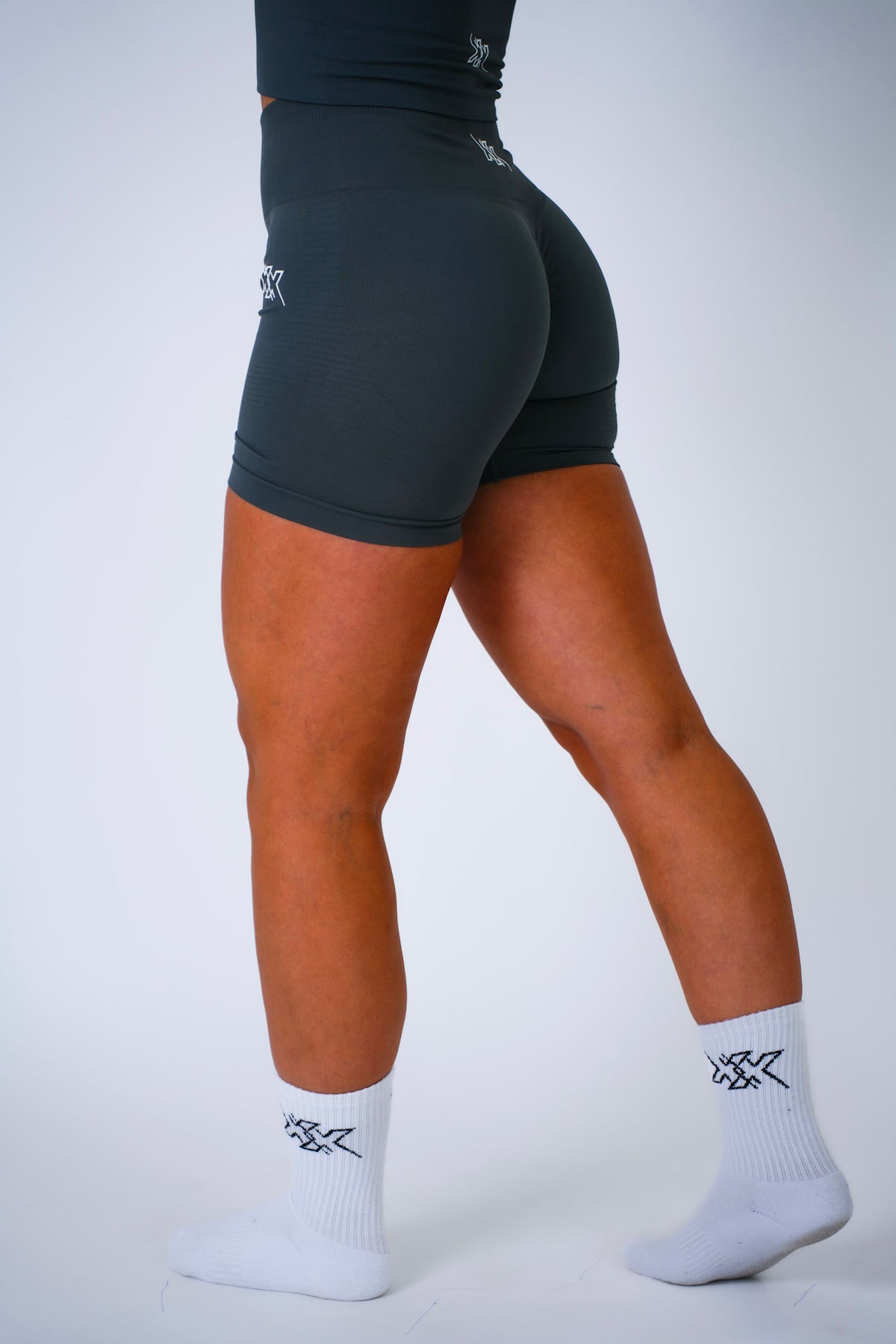 High Waist Short in Ash Grey, sportshort dames, productfoto 2