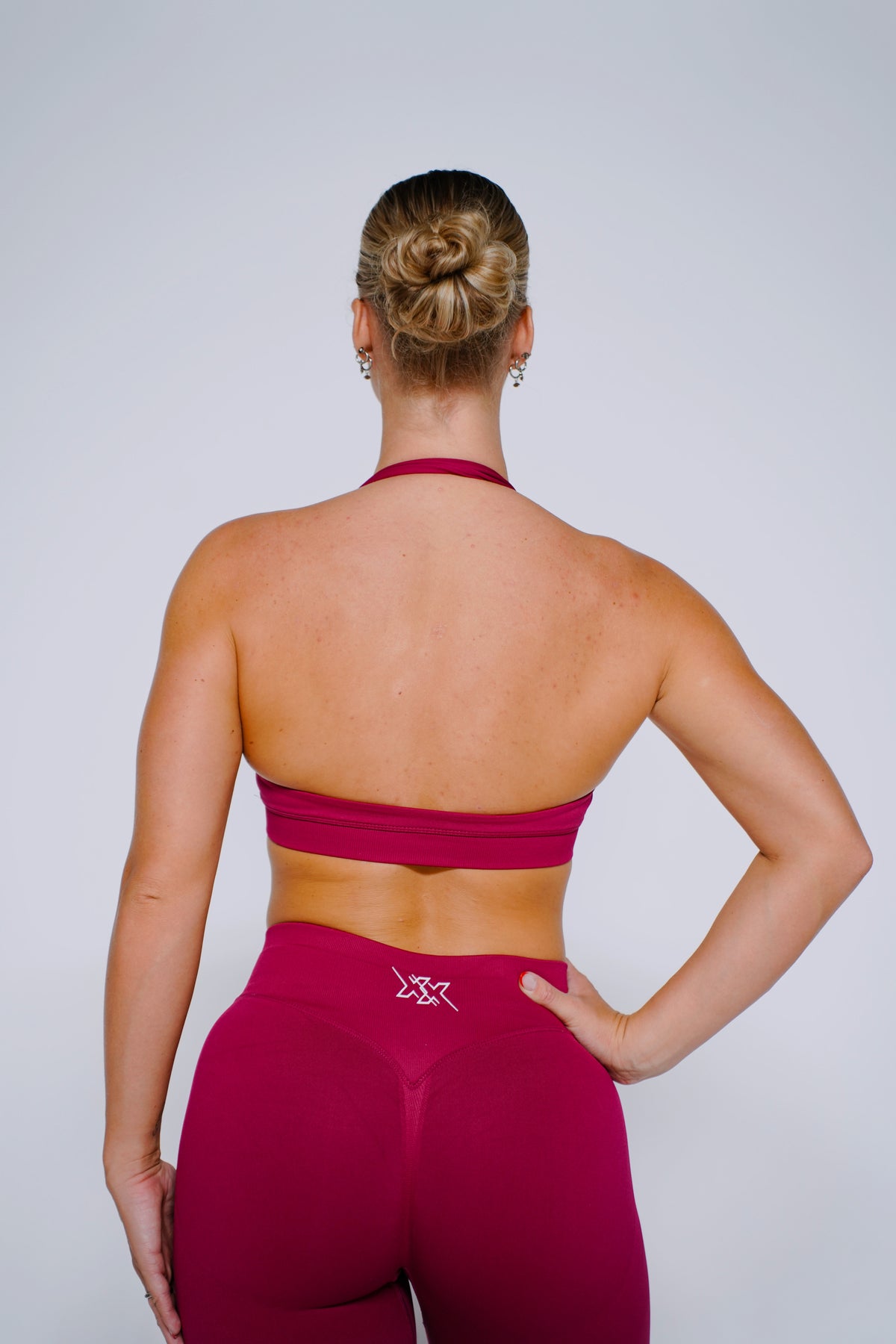 Halter Bra in Ruby Red, sport-bh dames, productfoto 2