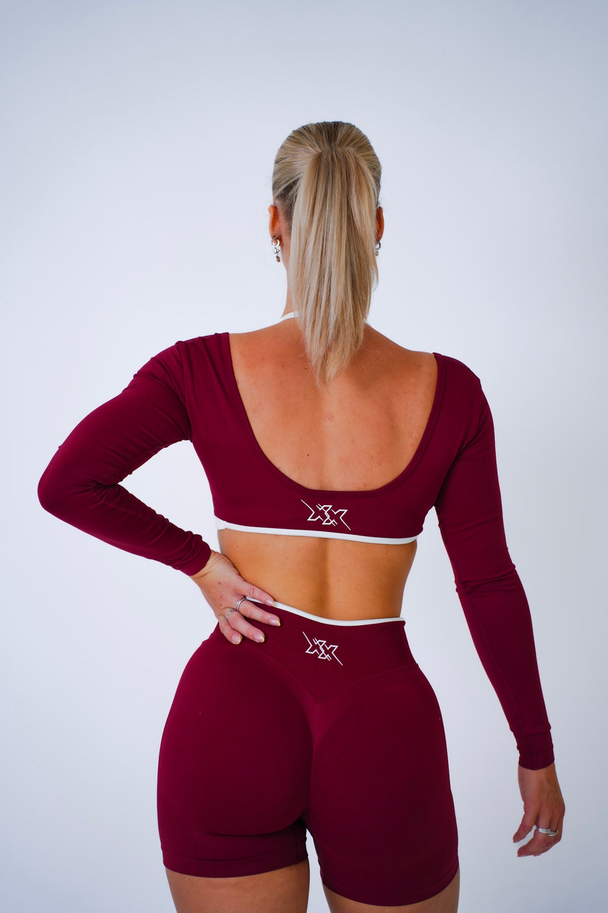 2 in 1 Longsleeve in Burgundy, longsleeve dames, productfoto 2