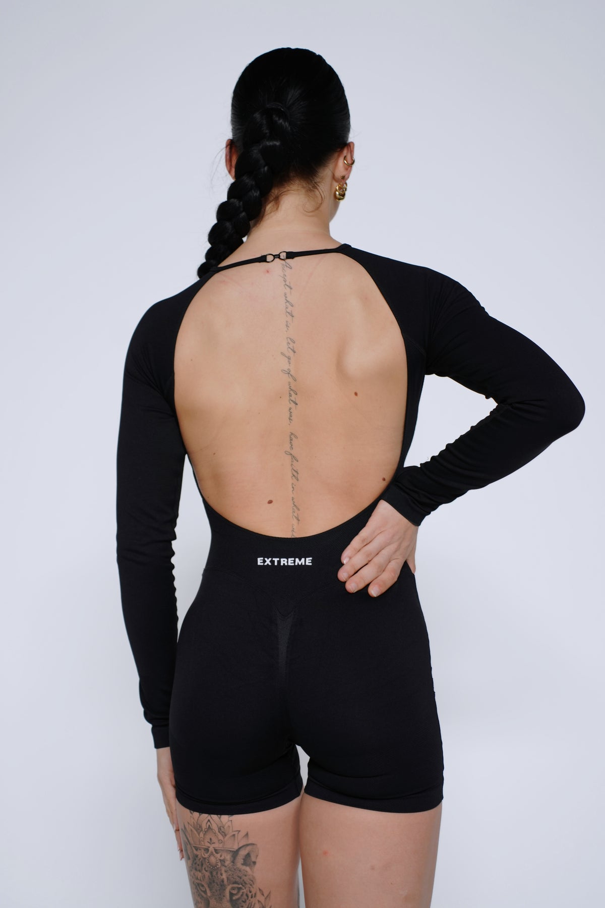 Long Sleeve One Piece in Ultra Black, one piece sportpak dames, productfoto 3