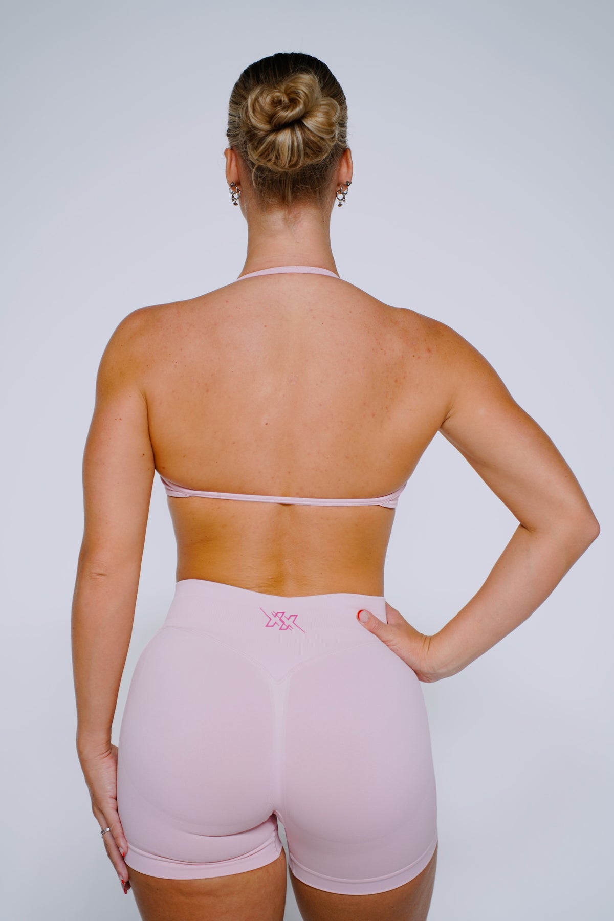 StrongHer Bra in Blush Pink, sport-bh dames, productfoto 2